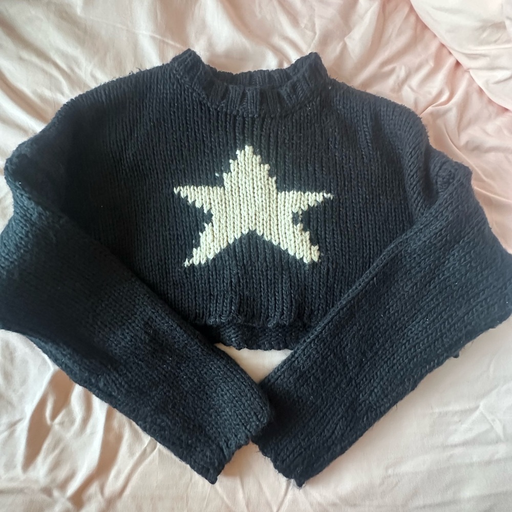 Edikted star sweater